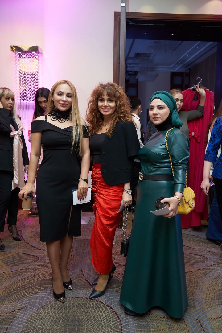 Azerbaijan Fashion Week  - вечерние и свадебные платья, харыбюльбюль, эклектика, ready-to-wear…  (ФОТО) - Gallery Image