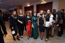 Azerbaijan Fashion Week  - вечерние и свадебные платья, харыбюльбюль, эклектика, ready-to-wear…  (ФОТО)