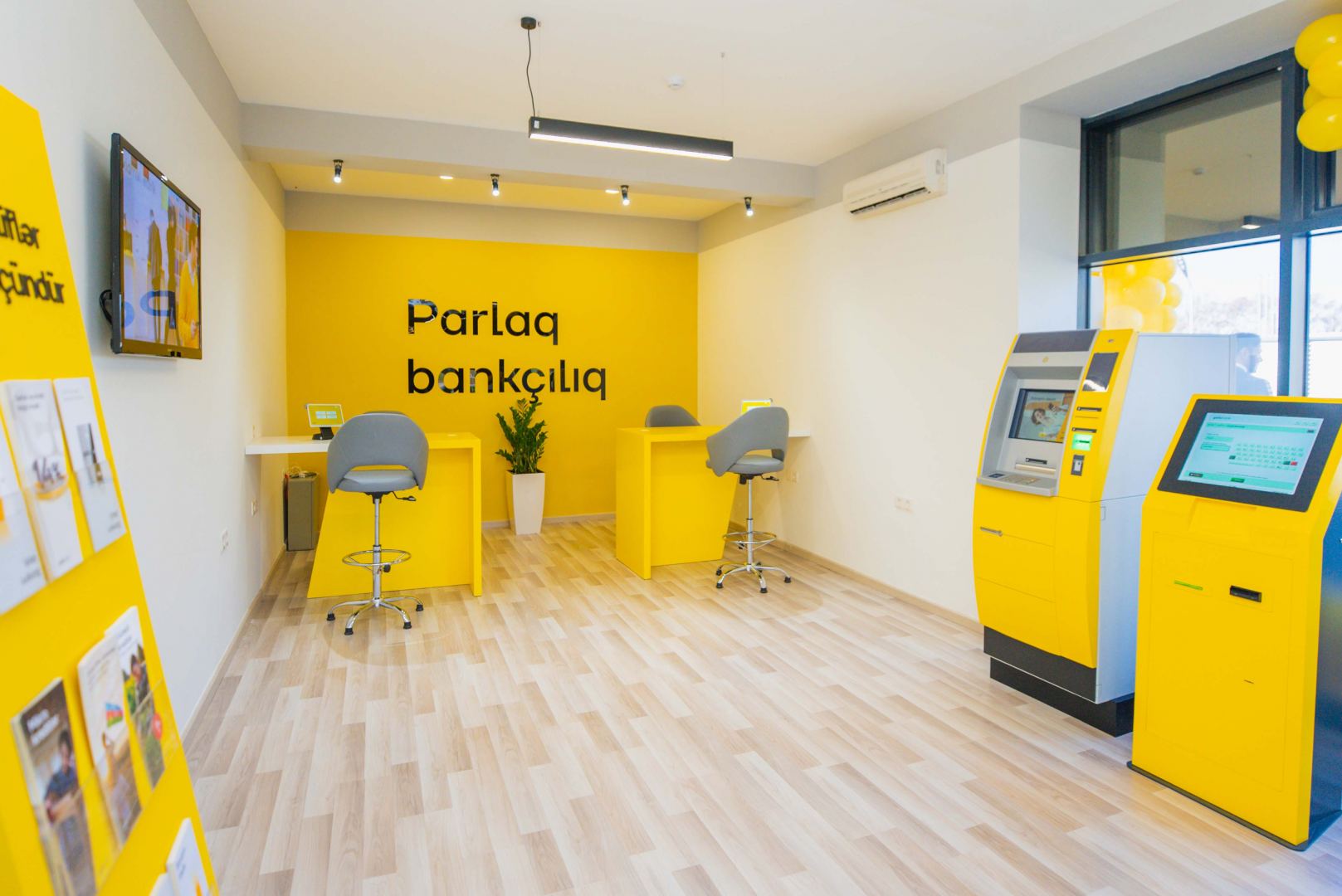 Yelo Bank в сотрудничестве с «ЛУКОЙЛ Азербайджан» запустил свой первый центр самообслуживания (ФОТО) - Gallery Image