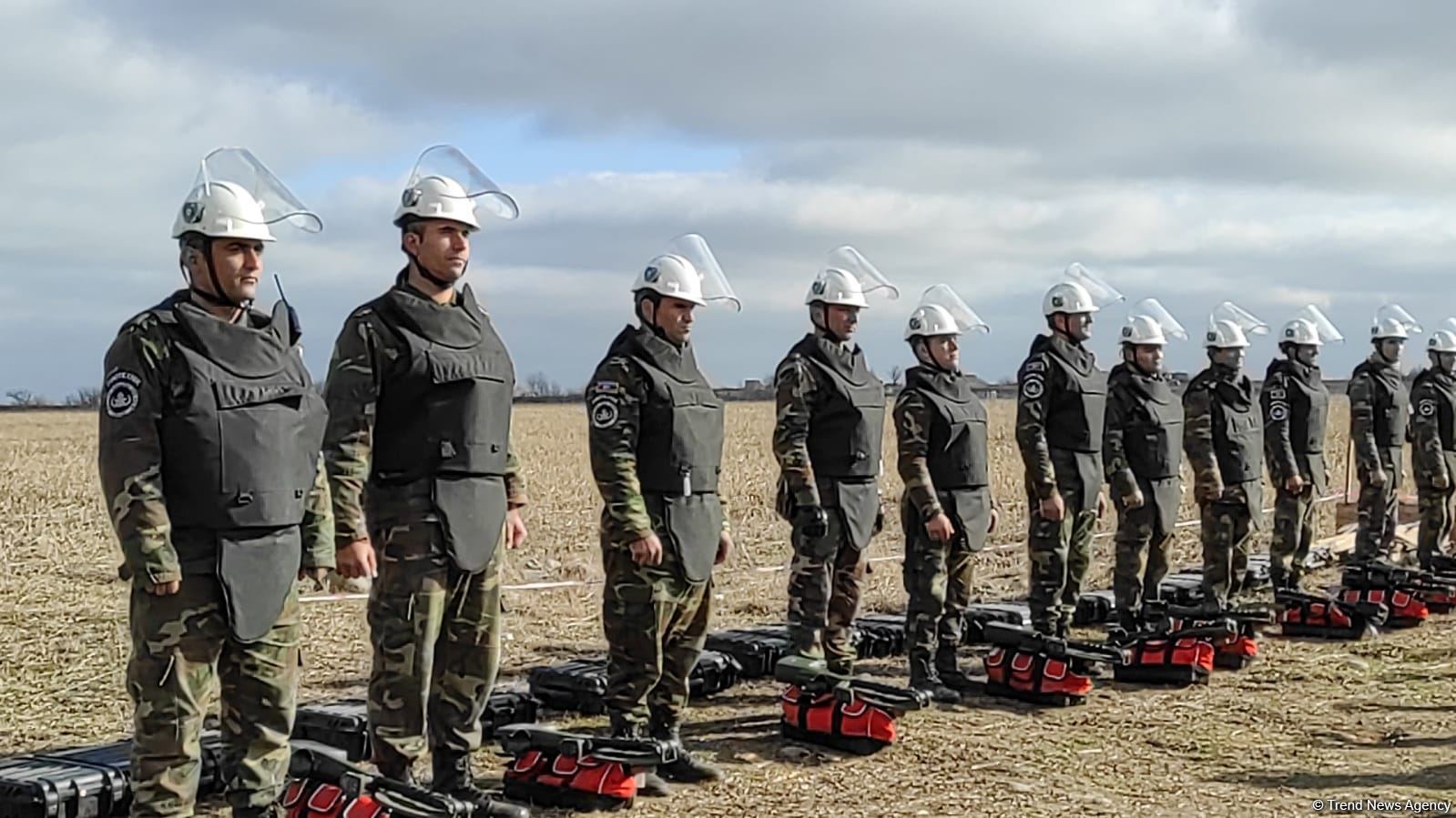 FHN minalarla bağlı vətəndaşlara çağırış edib (FOTO/VİDEO)