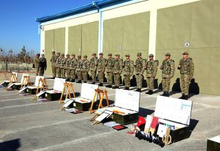 В Азербайджане в Отдельной общевойсковой армии проведены состязания на звание "Лучшая противотанковая батарея" (ФОТО)