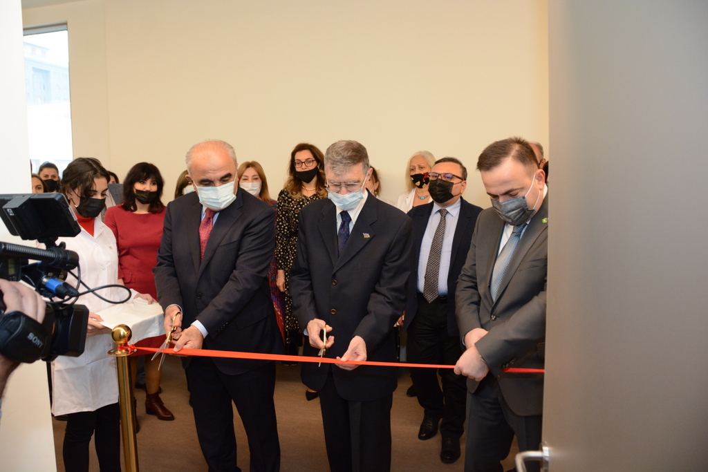 UNEC-də Aziz Sancar adına Qida təhlükəsizliyi laboratoriyasının açılışı olub (FOTO)