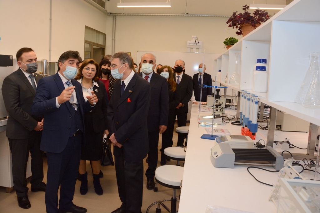 UNEC-də Aziz Sancar adına Qida təhlükəsizliyi laboratoriyasının açılışı olub (FOTO) - Gallery Image