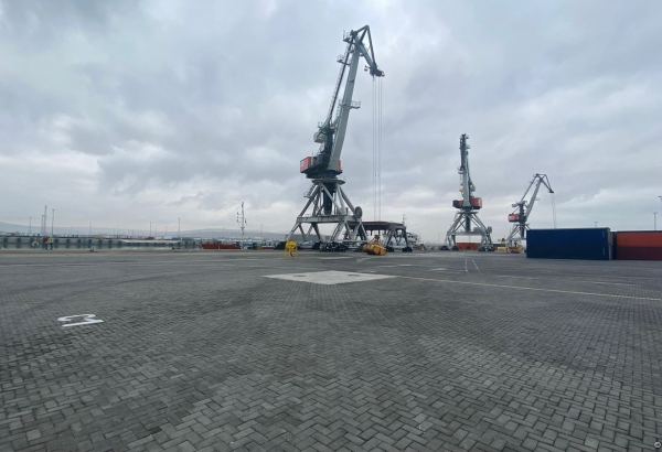 Baku port reveals cargo shipment capability of Ro-Ro terminal