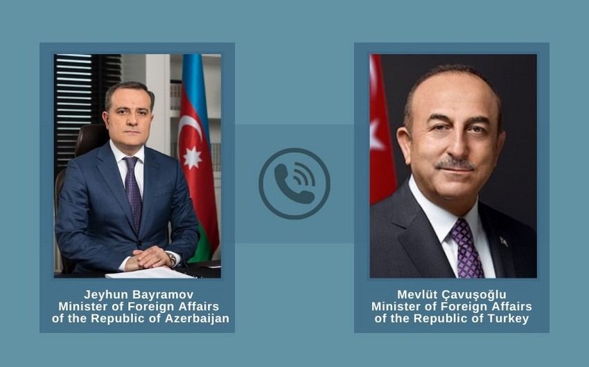 Azerbaijani, Turkish FMs hold phone talk