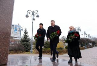 В Астрахани почтили память общенационального лидера азербайджанского народа Гейдара Алиева (ФОТО)