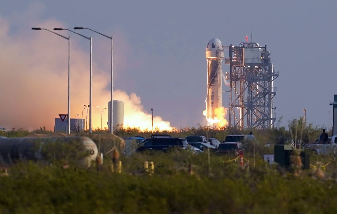 New Shepard raketi göyərtəsində turistlərlə birlikdə suborbital uçuşa çıxacaq
