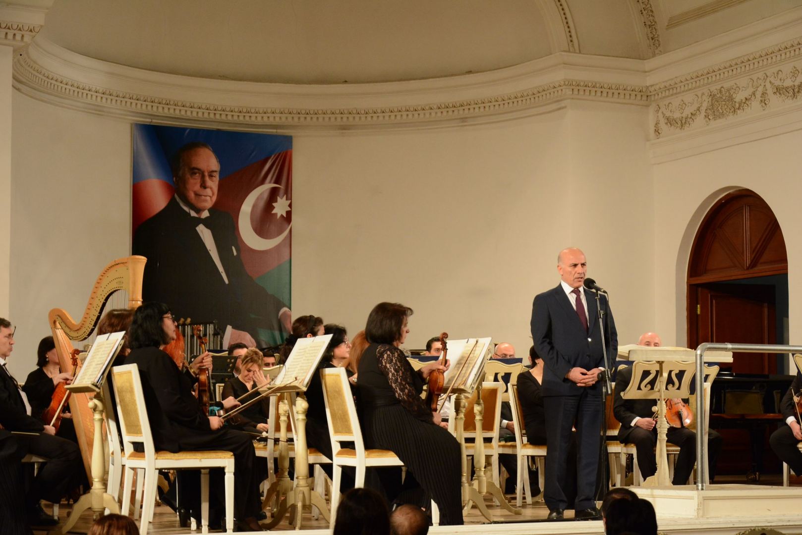 В Баку прошел вечер классической музыки памяти великого лидера Гейдара Алиева (ФОТО)