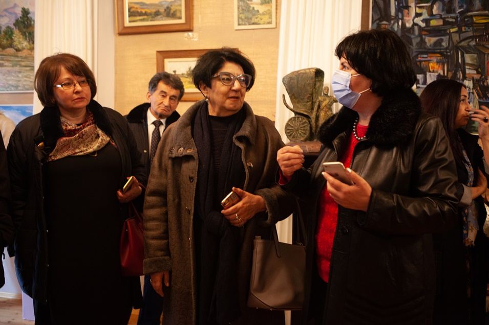 Более 12 тысяч экспонатов! На Абшероне открылся художественно-этнографический музейный центр (ФОТО)