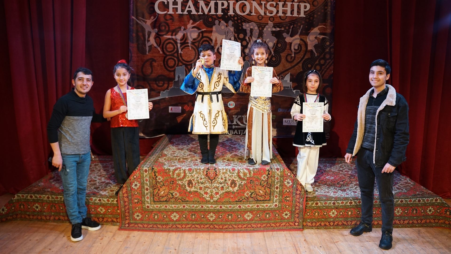 Танцоры Шеки признаны лучшими в Азербайджане (ФОТО)