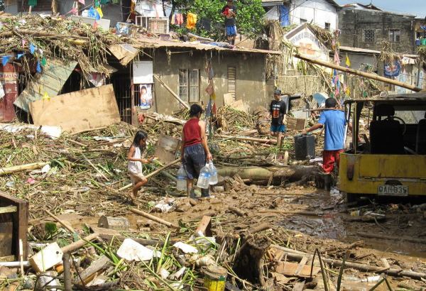 Тайфун "Несат" затронул на Филиппинах более 175 тыс. человек