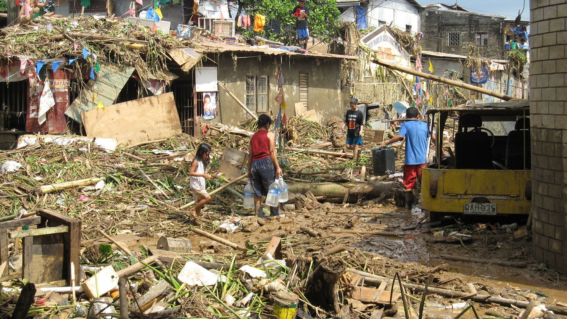 Filippində "Rai" tayfunu nəticəsində ölənlərin sayı artıb
