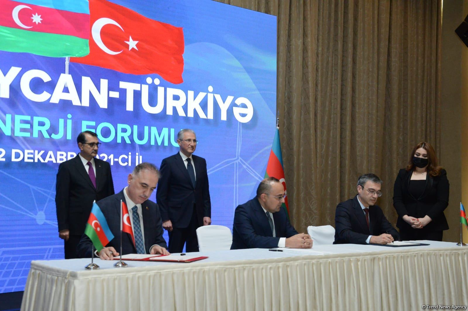 Azərbaycan-Türkiyə Enerji Forumu çərçivəsində 6 sənəd imzalanıb (FOTO)