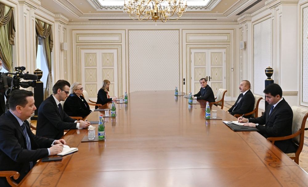 President Ilham Aliyev receives deputy chairperson of Council of Ministers and Foreign Minister of Bosnia and Herzegovina (PHOTO/VIDEO)