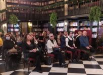 Единение поэзии и фотографий – атмосферный вечер в Баку (ФОТО)