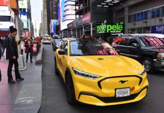 В такси Нью-Йорка появился Ford Mustang Mach-E (ФОТО)