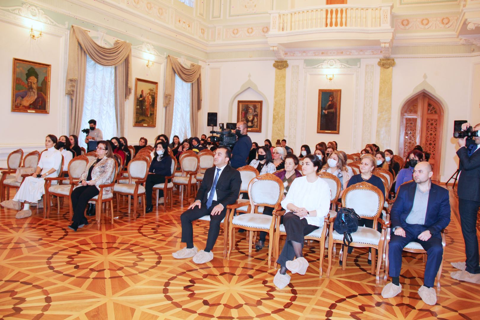 В Музее Низами Гянджеви состоялась презентация проекта Gülüm romansı в честь 880-летия великого поэта  (ВИДЕО, ФОТО)