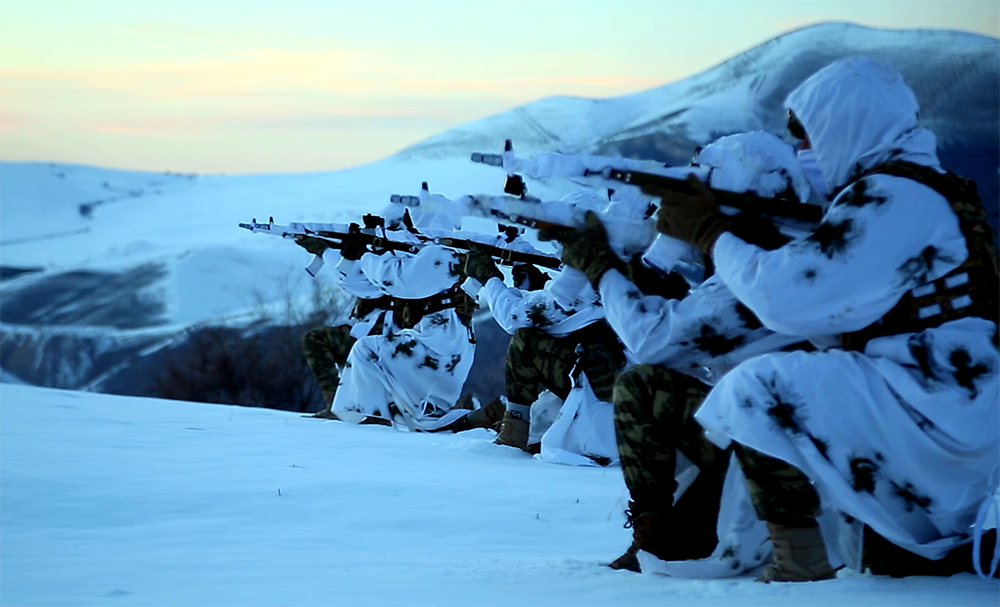 В войсковой части коммандо Сухопутных войск ВС Азербайджана проведены тактико-специальные учения (ФОТО/ВИДЕО)