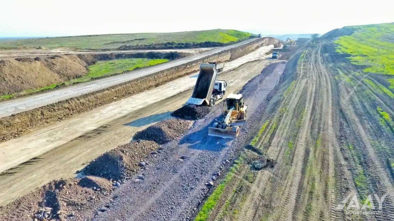 Construction of Fuzuli-Hadrut highway continues in Azerbaijan (PHOTO)