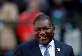 Президент Мозамбика ушел на самоизоляцию из-за COVID-19