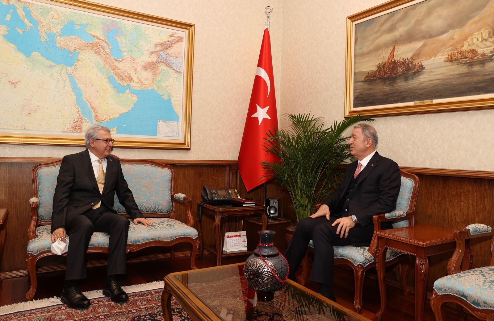 Turkish minister receives special envoy for dialogue with Armenia