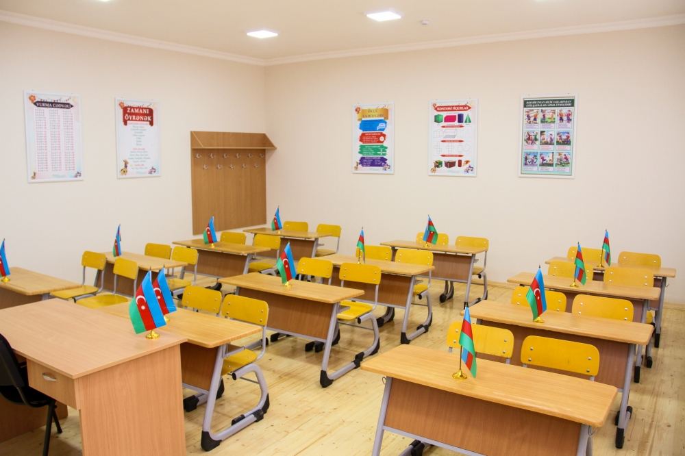 По инициативе Фонда Гейдара Алиева в Геранбое построено новое здание школы (ФОТО)