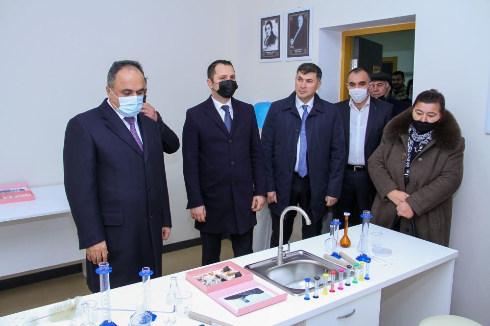 По инициативе Фонда Гейдара Алиева в Геранбое построено новое здание школы (ФОТО)