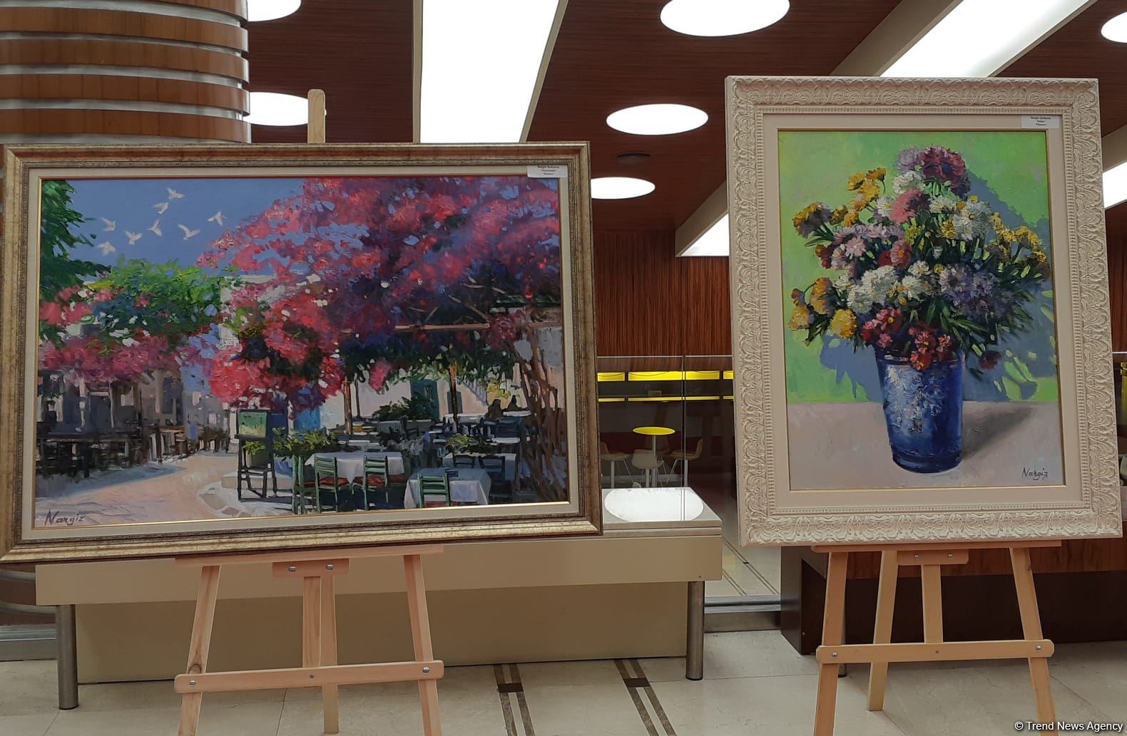 Теплый ветер и тонкий аромат цветущего сада в январском Баку – выставка Наргиз Гулиевой (ФОТО)