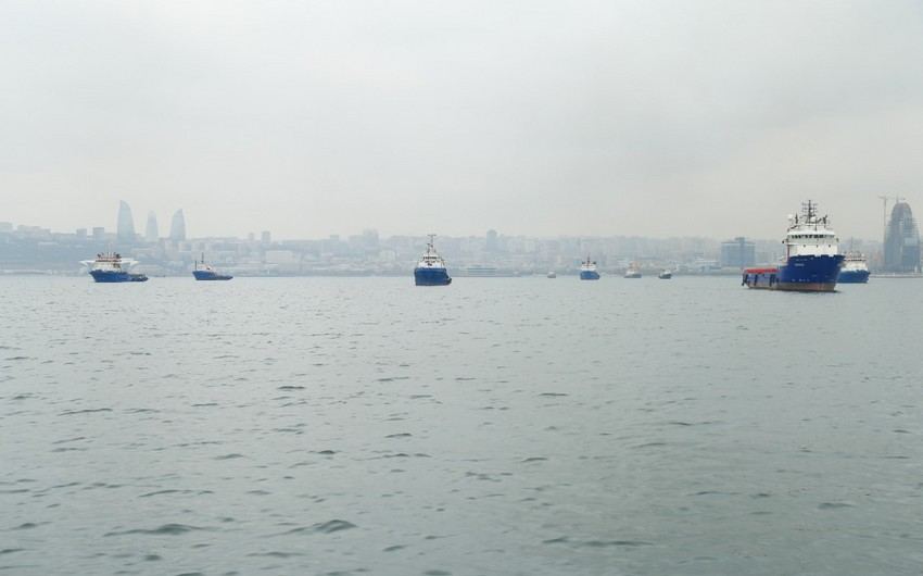 Azerbaijani ASCO suspends operation of its ships due to stormy weather