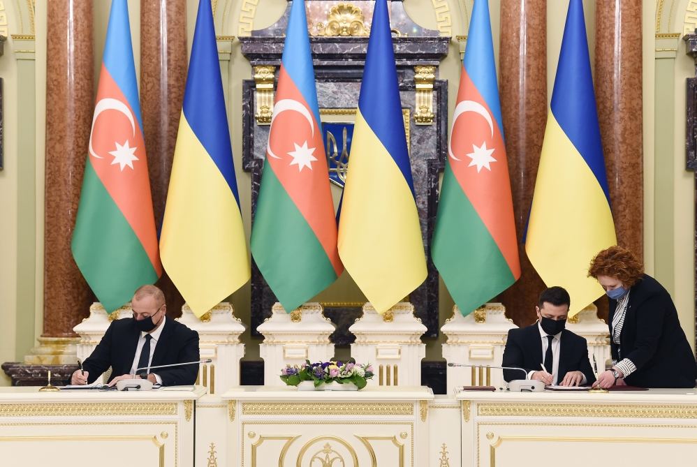 Azerbaijan-Ukraine documents signed in presence of President Ilham Aliyev and President Volodymyr Zelenskyy (PHOTO/VIDEO)