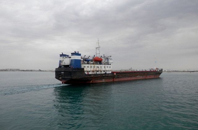 Судно из Ирана снялось с мели в Волго-Каспийском морском судоходном канале