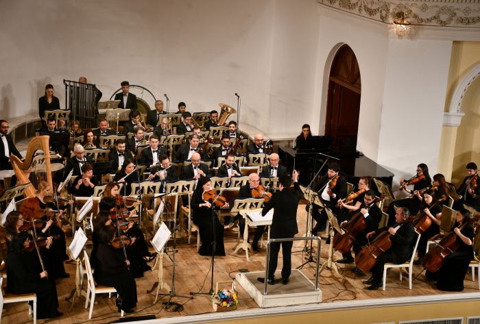 Xalq artisti Azər Dadaşovun yubileyinə həsr olunmuş konsert keçirilib (FOTO)