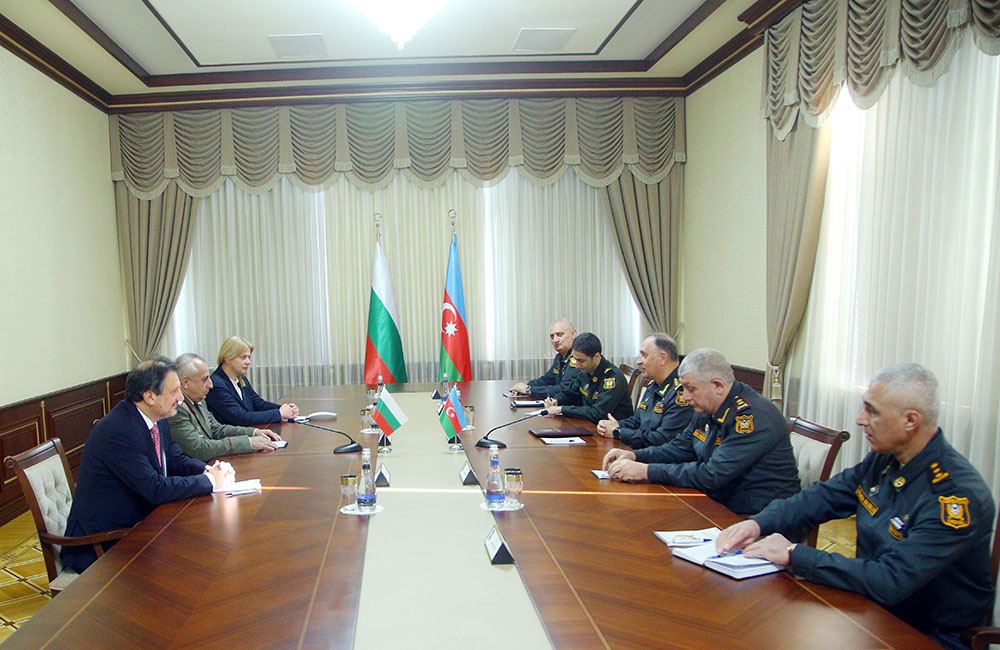 Начальник Генштаба ВС Азербайджана встретился с болгарской делегацией (ФОТО)