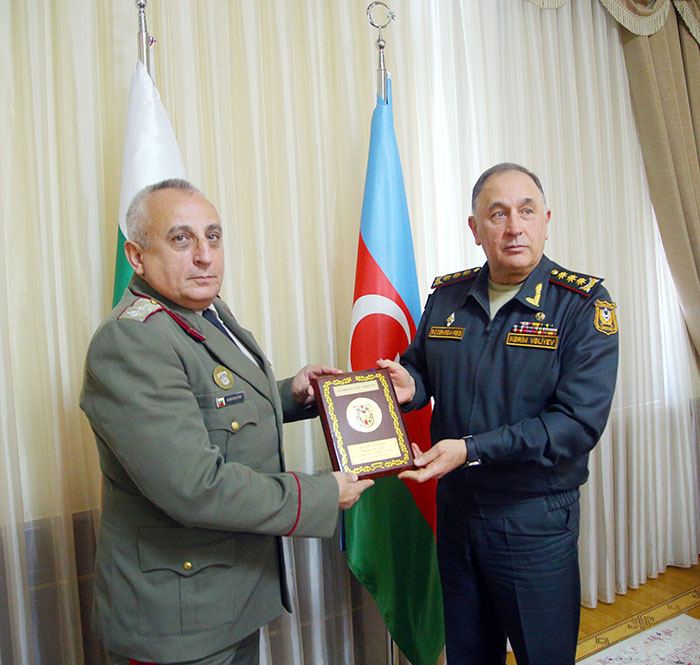Chief of General Staff of Azerbaijani Army meets with Bulgarian delegation (PHOTO)