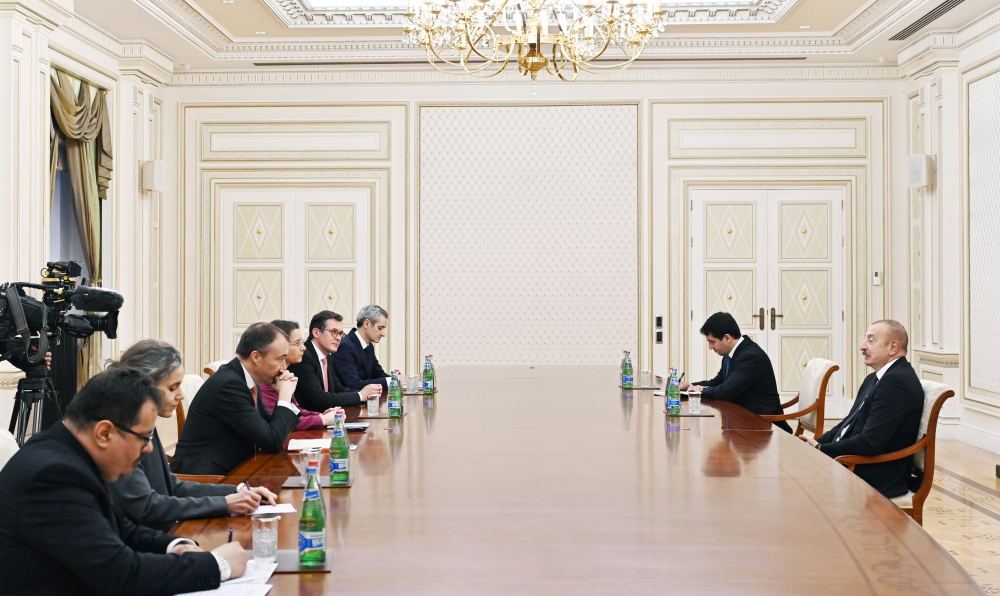 Президент Ильхам Алиев принял советника Кабинета Президента Франции и спецпредставителя ЕС по Южному Кавказу (ВИДЕО)