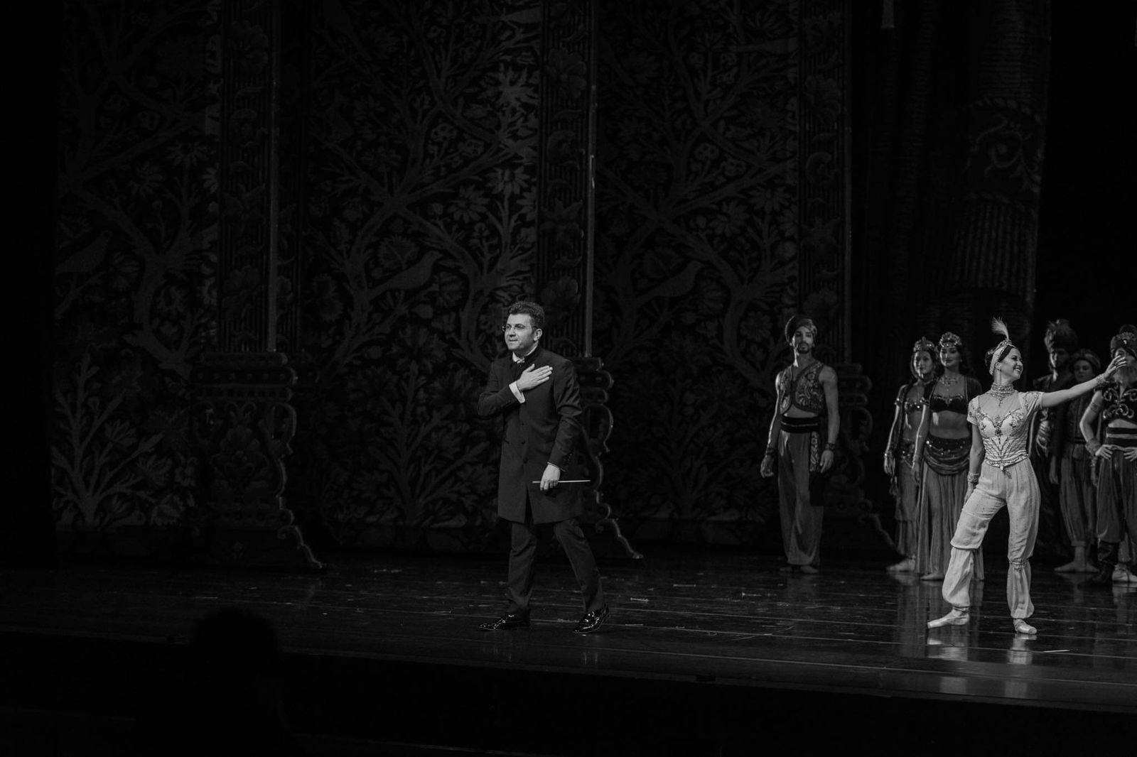 Торжество азербайджанской музыки -  Эйюб Гулиев рассказал о триумфе на сцене Мариинского театра (ФОТО)