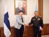 Azerbaijani Defence Minister meets with Finland's MFA delegation (PHOTO)