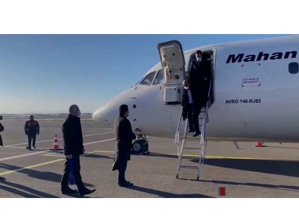 Footage of Iranian Minister of Roads and Urban Development arriving in Fuzuli International Airport published (PHOTO)