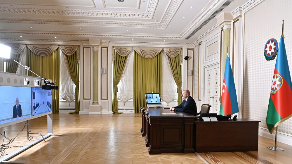 Президент Ильхам Алиев принял в видеоформате министра дорог и градостроительства Ирана (ФОТО/ВИДЕО)