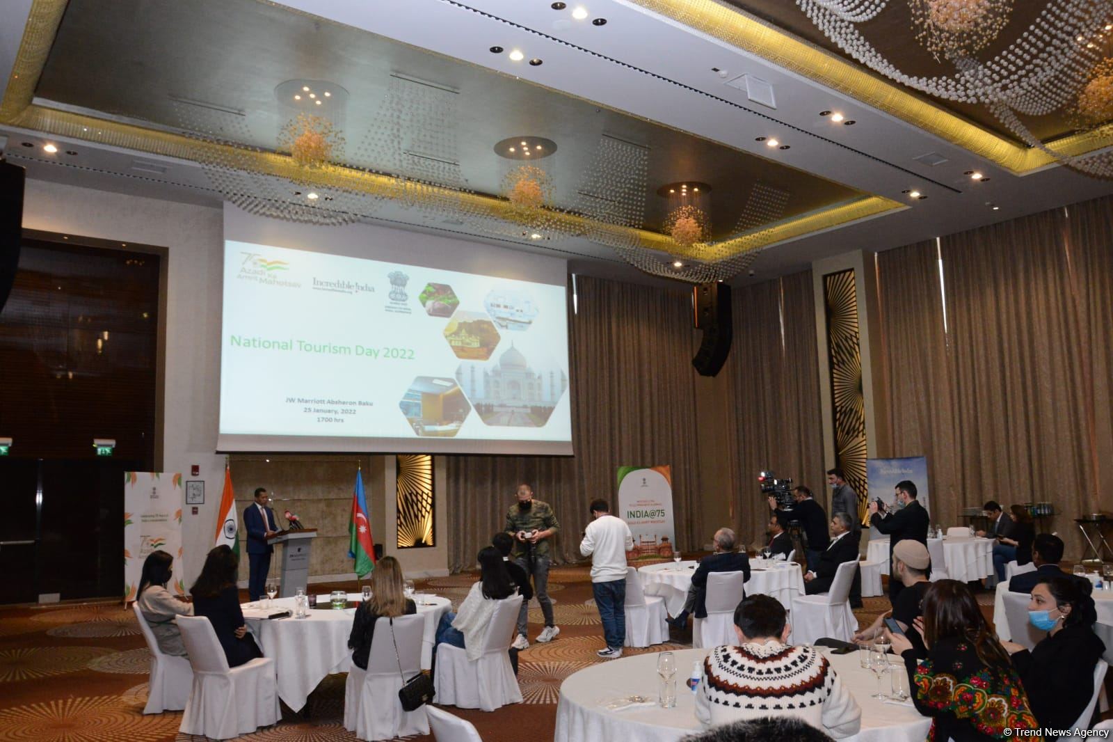 В Баку рассказали о туристическом потенциале Индии (ФОТО)