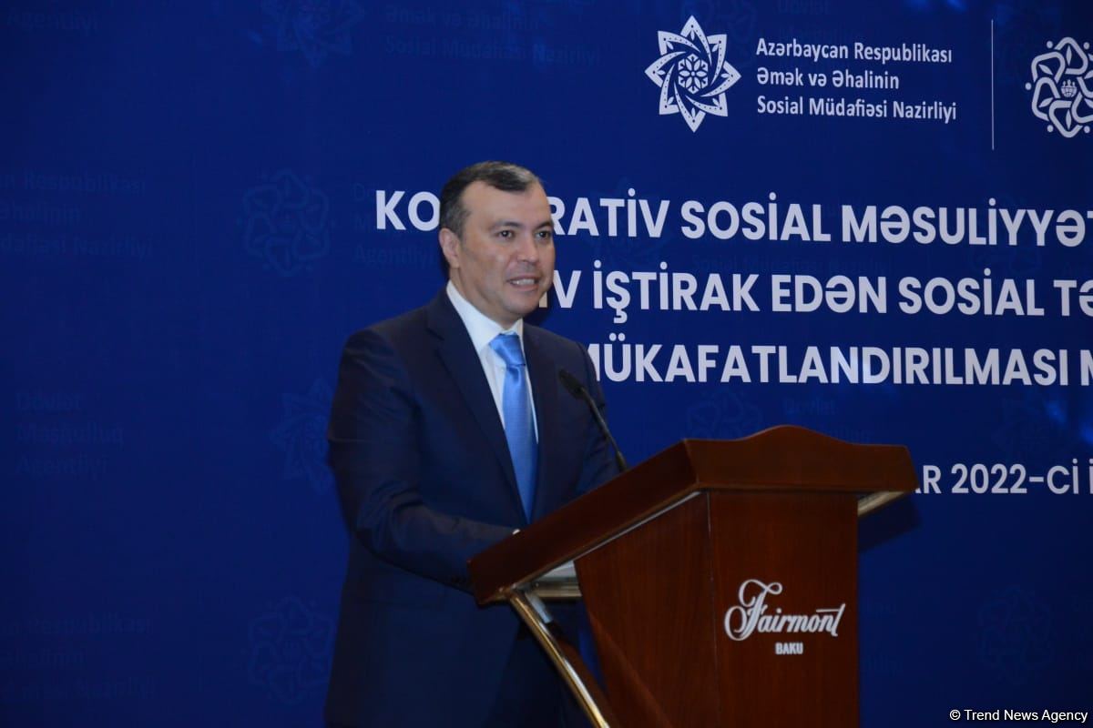 В Азербайджане в 2021 г. на соцпакеты было выделено 5 млрд манатов - министр