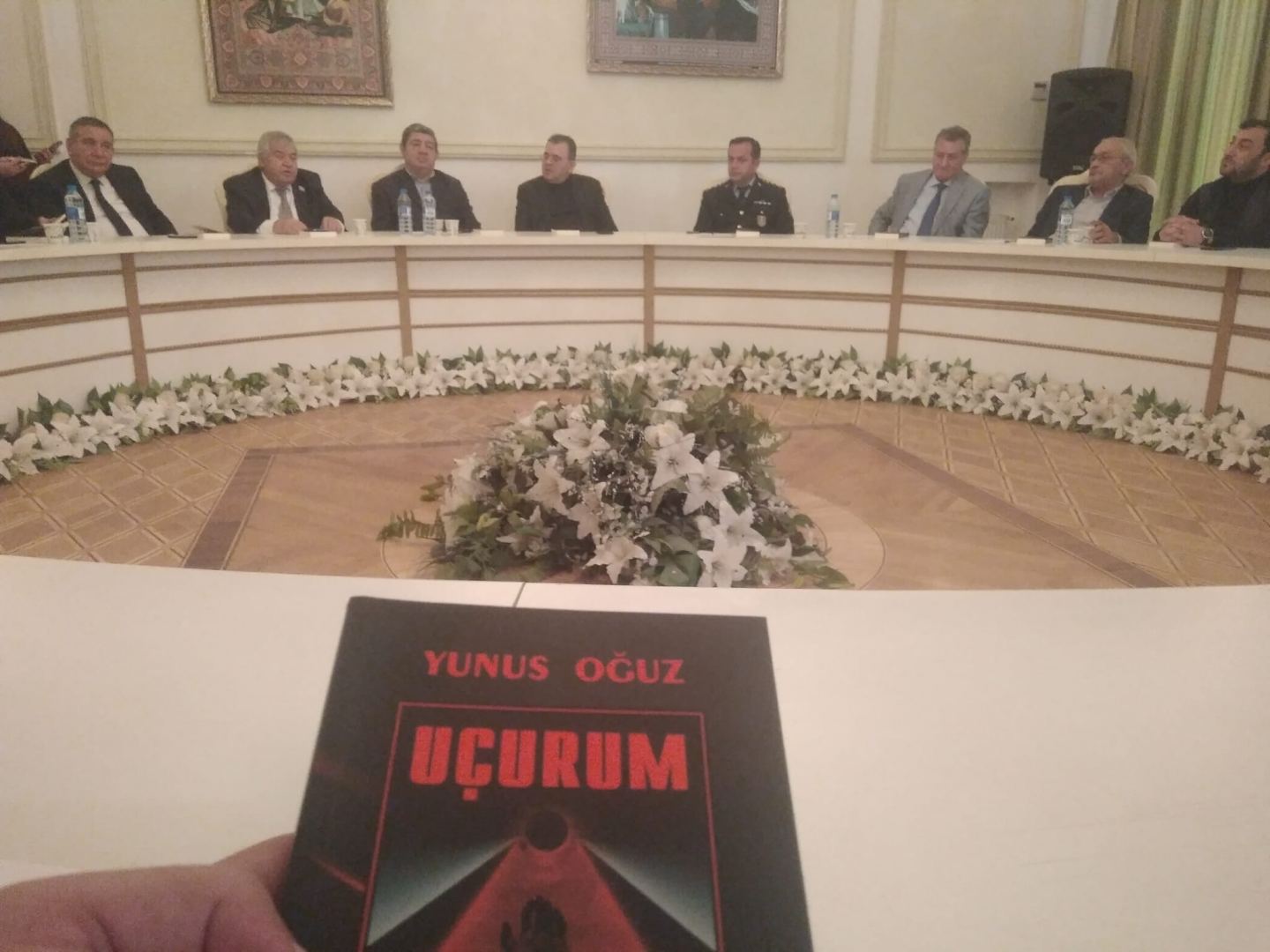 Azərbaycan Yazıçılar Birliyində Yunus Oğuzun "Uçurum" romanının təqdimatı olub