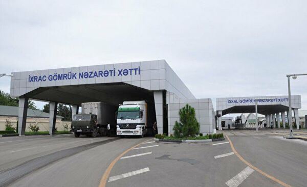 Azerbaijan discloses volume of funds collected from cars at Gubadly customs checkpoint