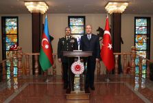 Turkish, Azerbaijani MoDs discuss prospects for dev't of military co-op (PHOTO/VIDEO)
