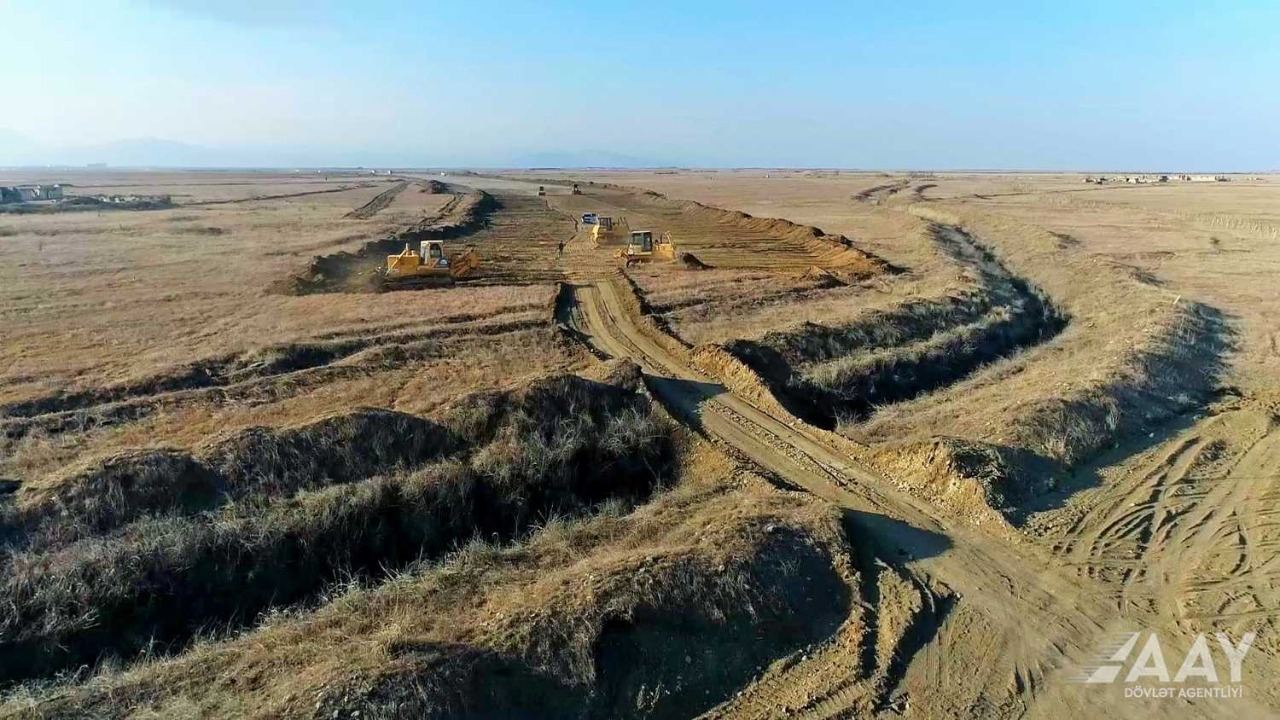 Началось строительство автодороги Агдам-Физули (ФОТО)
