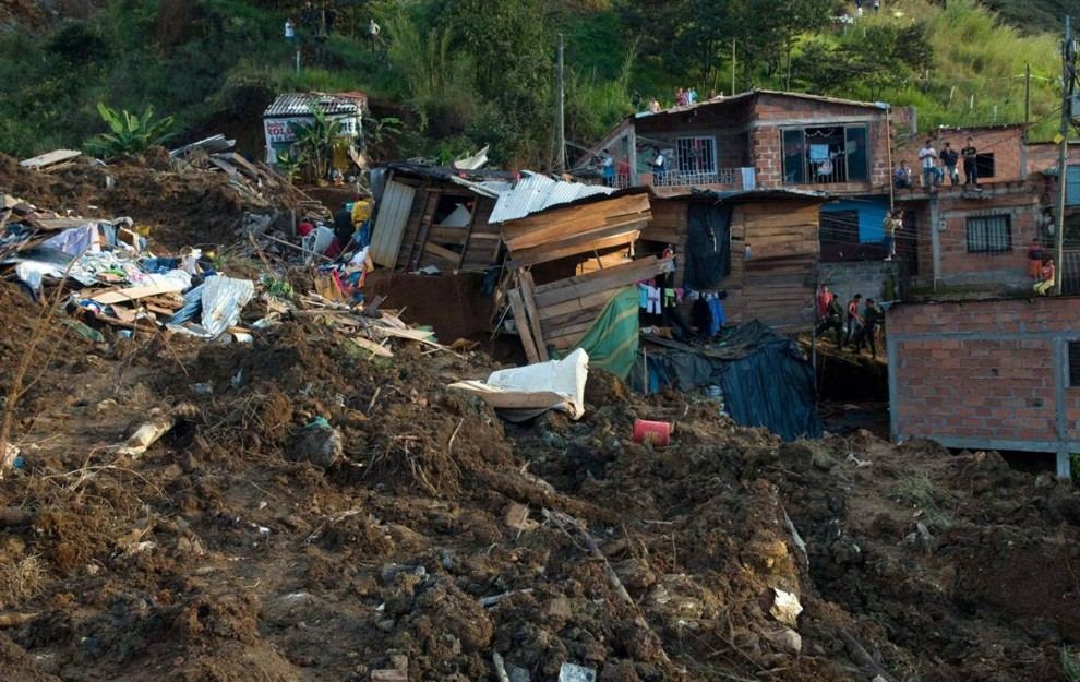 В результате оползня в Колумбии погибли по меньшей мере 8 человек
