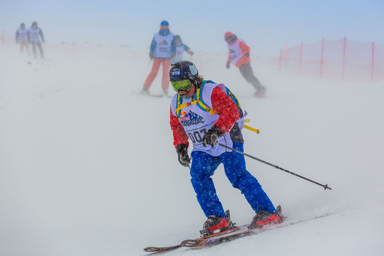 В горнолыжном комплексе Шахдаг определились победители соревнования по лыжам и сноуборду (ФОТО)