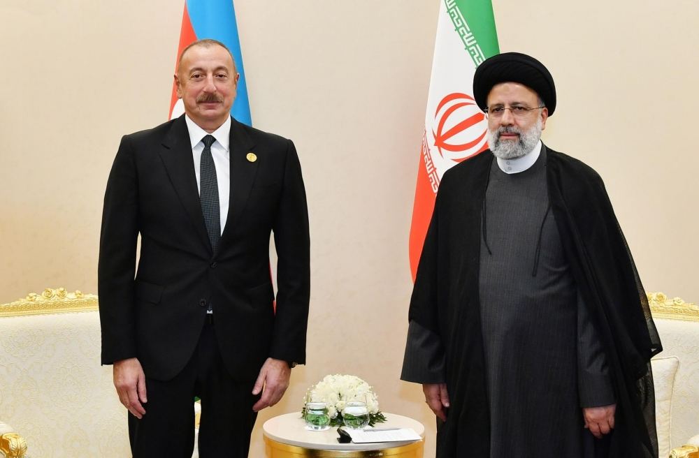 Президент Ильхам Алиев поздравил главу Ирана
