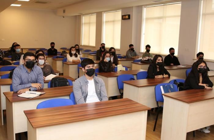Azerbaijan increases presidential scholarship for students following presidential decree