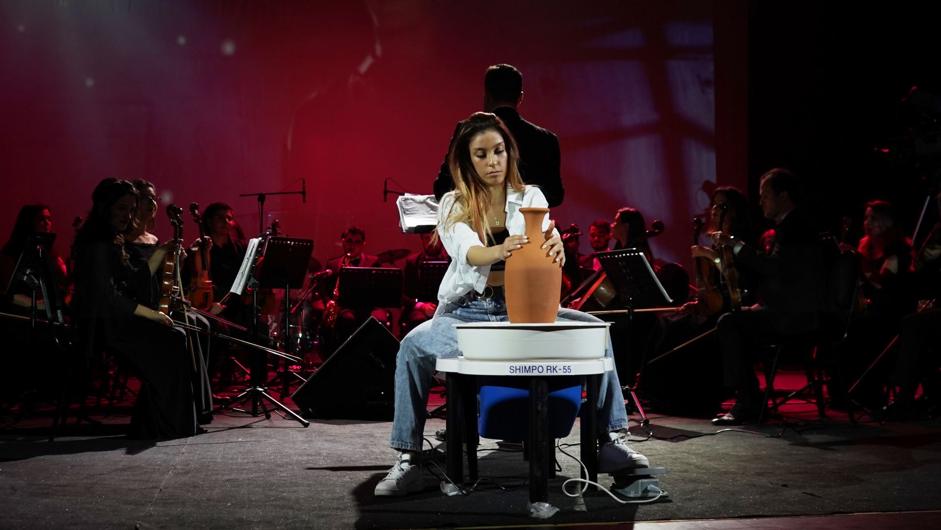 “Avanqard” Kamera Orkestrinin “CinemaHit” multimedia şousu təqdim etdi (FOTO/VİDEO)